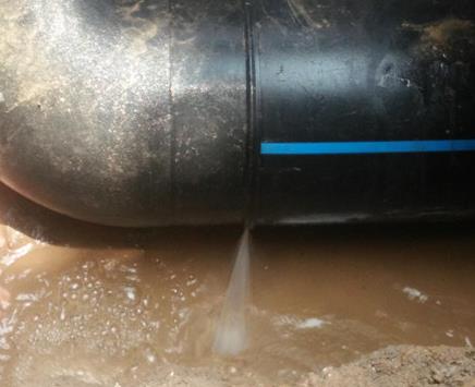 赫章楼顶渗水维修公司为大家分享下赫章卫生间漏水维修修补技术!